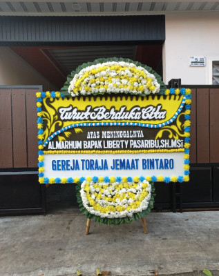 Papan Bunga Duka di Talo Kecil